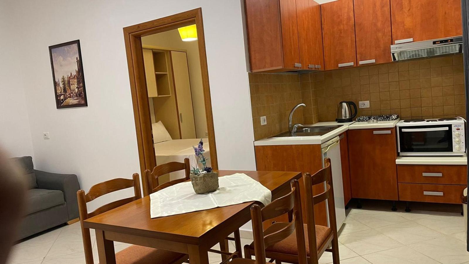 Summer Gate Apartment Sarandë Eksteriør billede