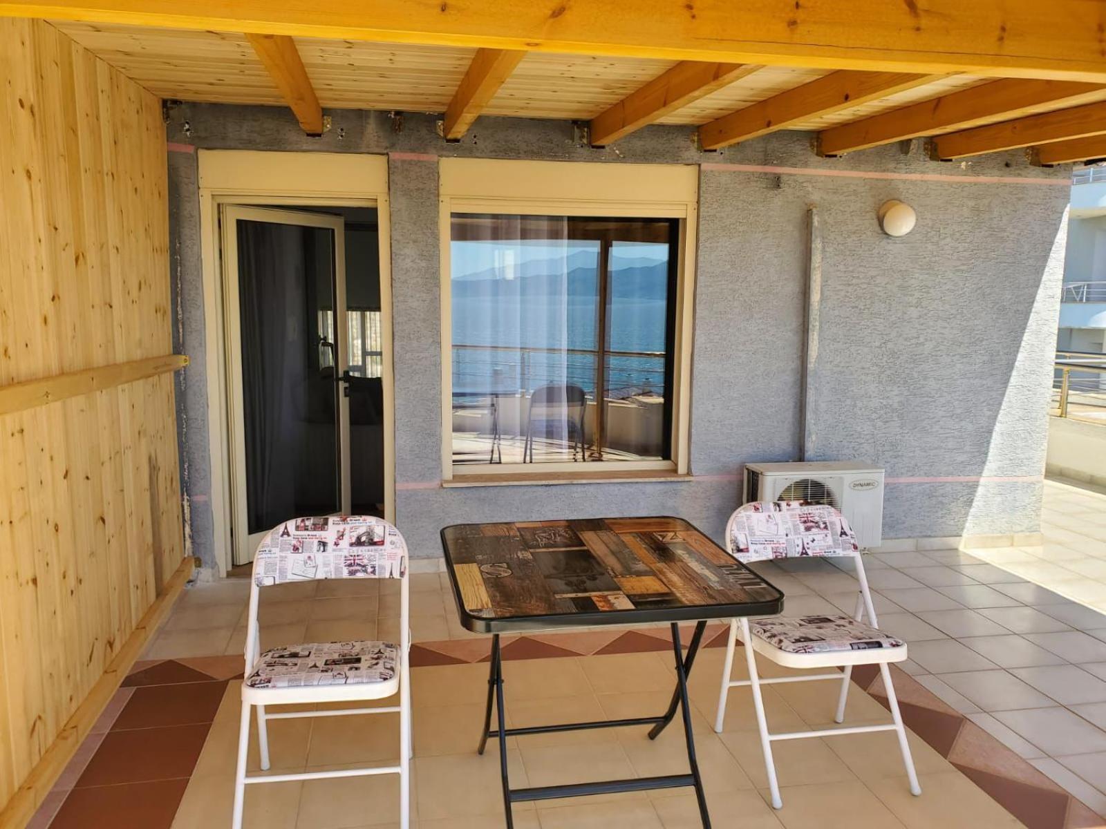 Summer Gate Apartment Sarandë Eksteriør billede