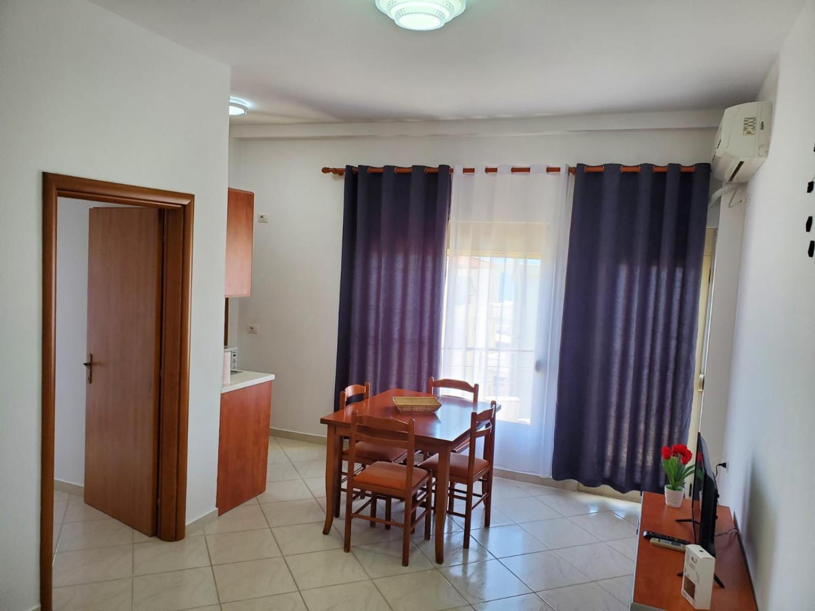 Summer Gate Apartment Sarandë Eksteriør billede