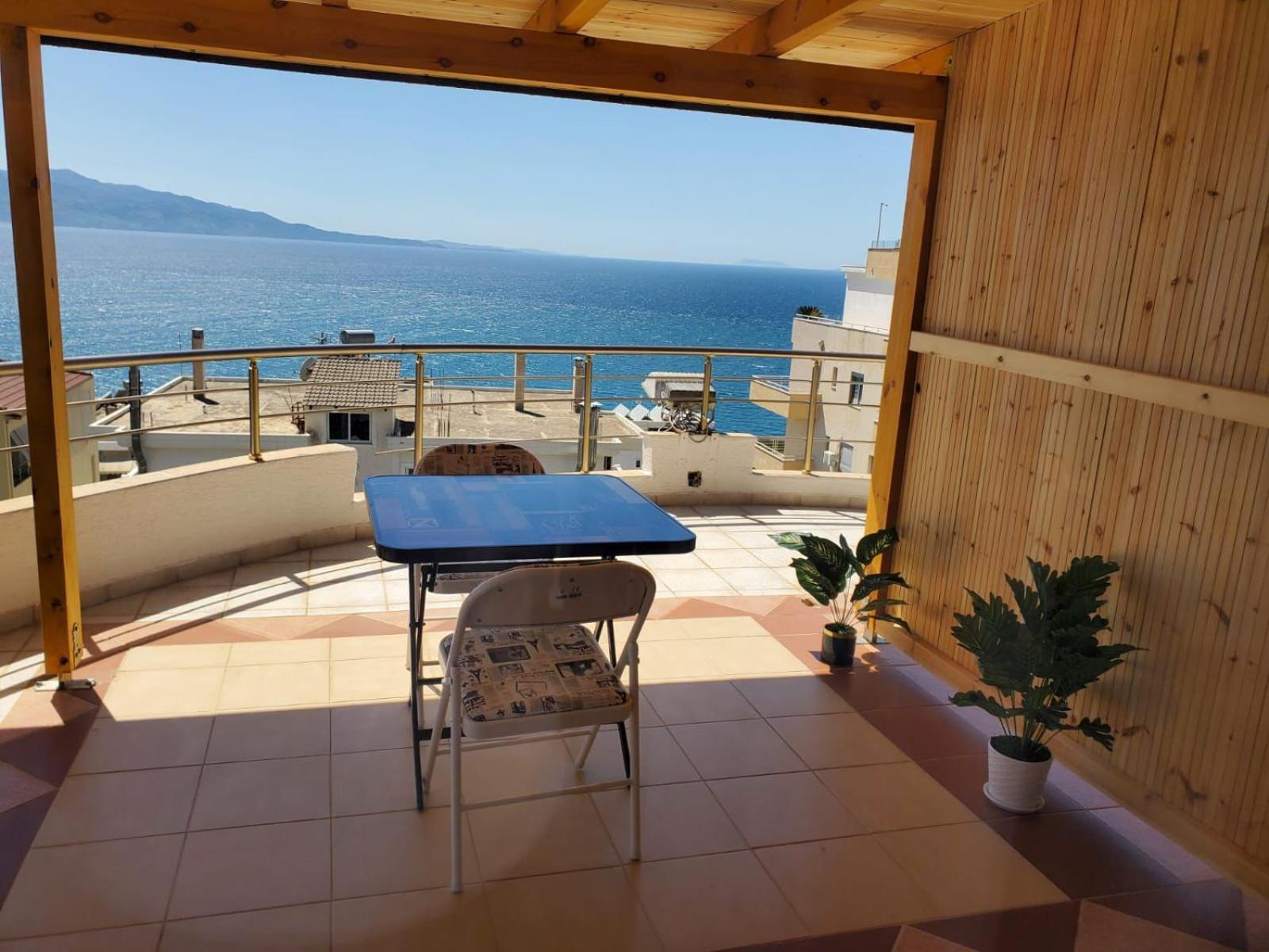 Summer Gate Apartment Sarandë Eksteriør billede