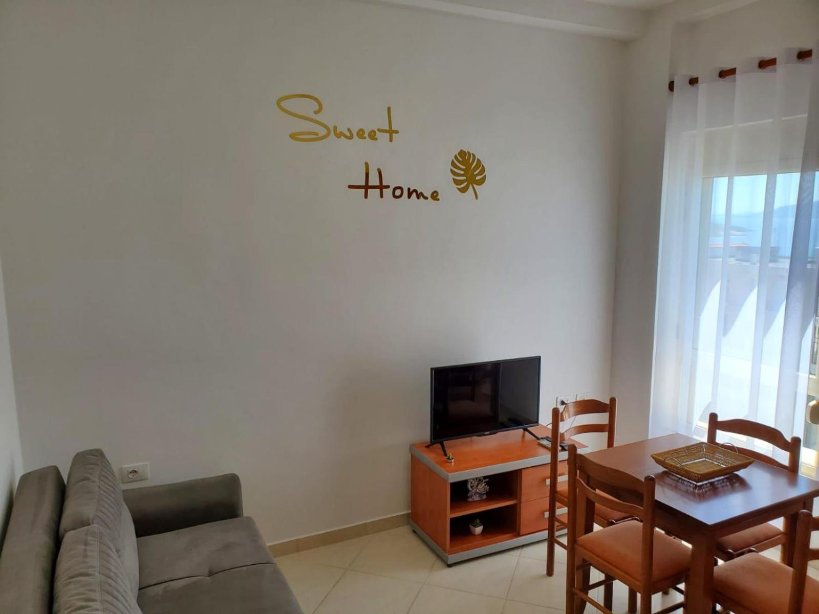 Summer Gate Apartment Sarandë Eksteriør billede