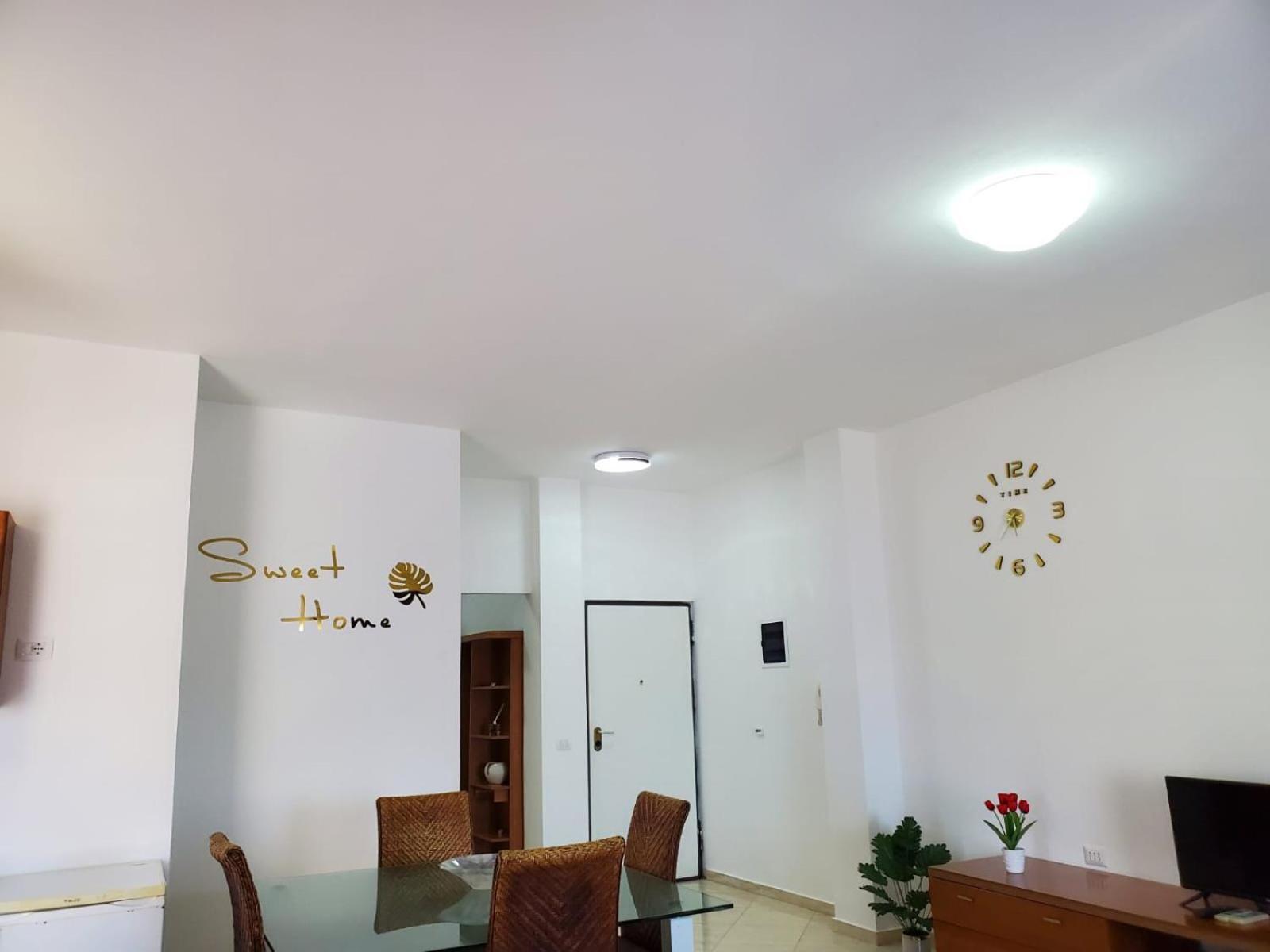 Summer Gate Apartment Sarandë Eksteriør billede