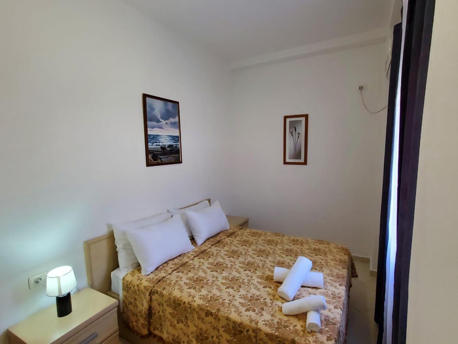 Summer Gate Apartment Sarandë Eksteriør billede