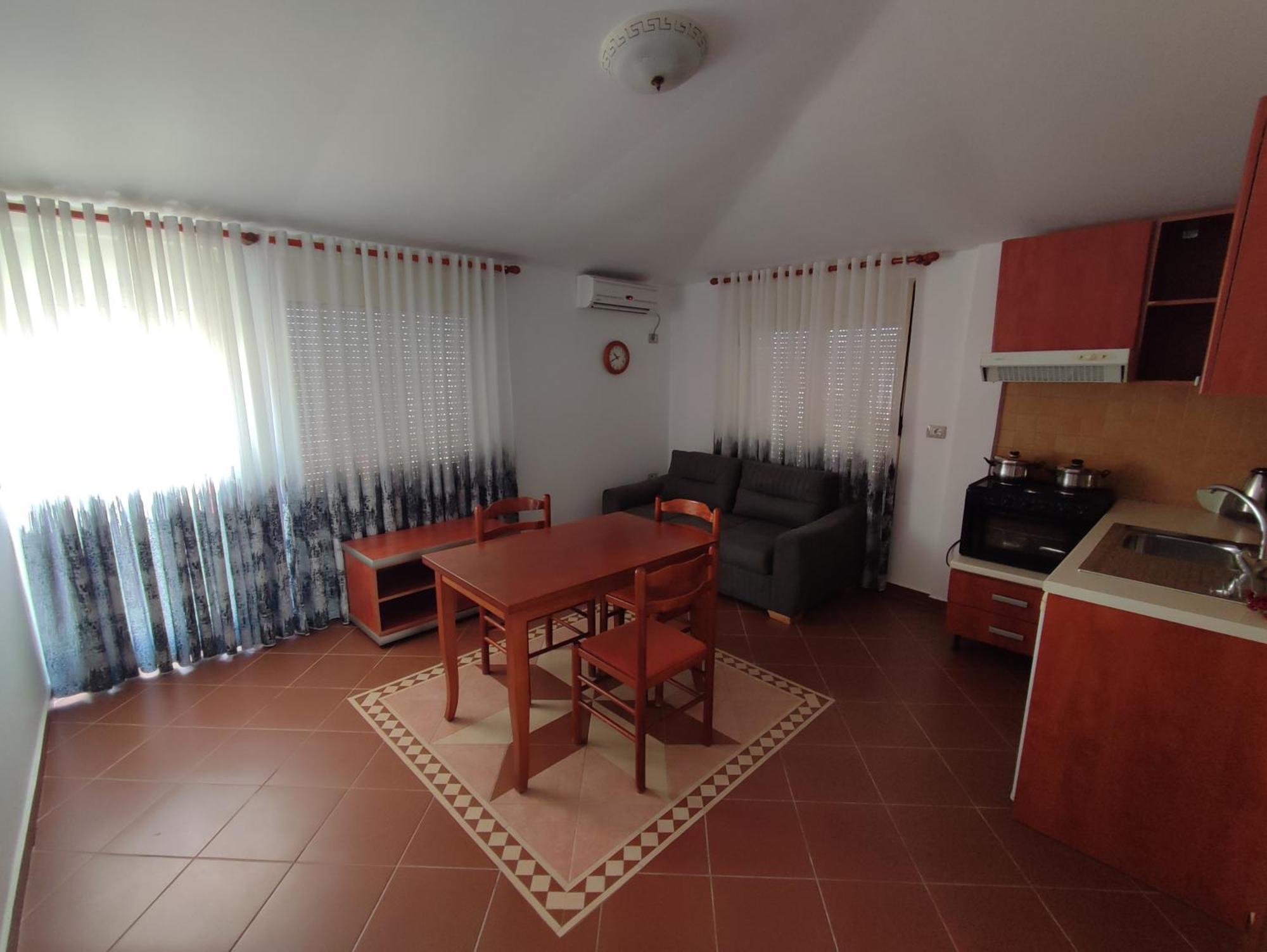 Summer Gate Apartment Sarandë Eksteriør billede
