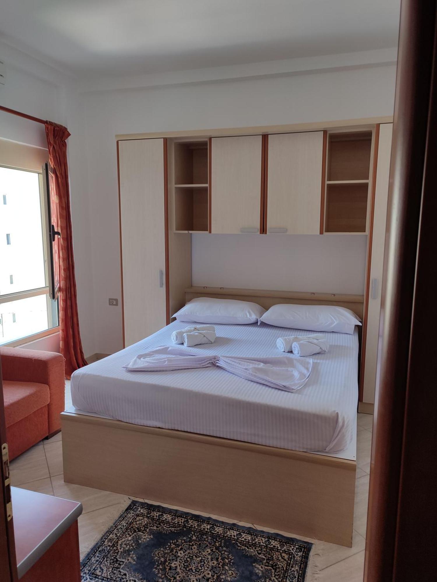 Summer Gate Apartment Sarandë Eksteriør billede