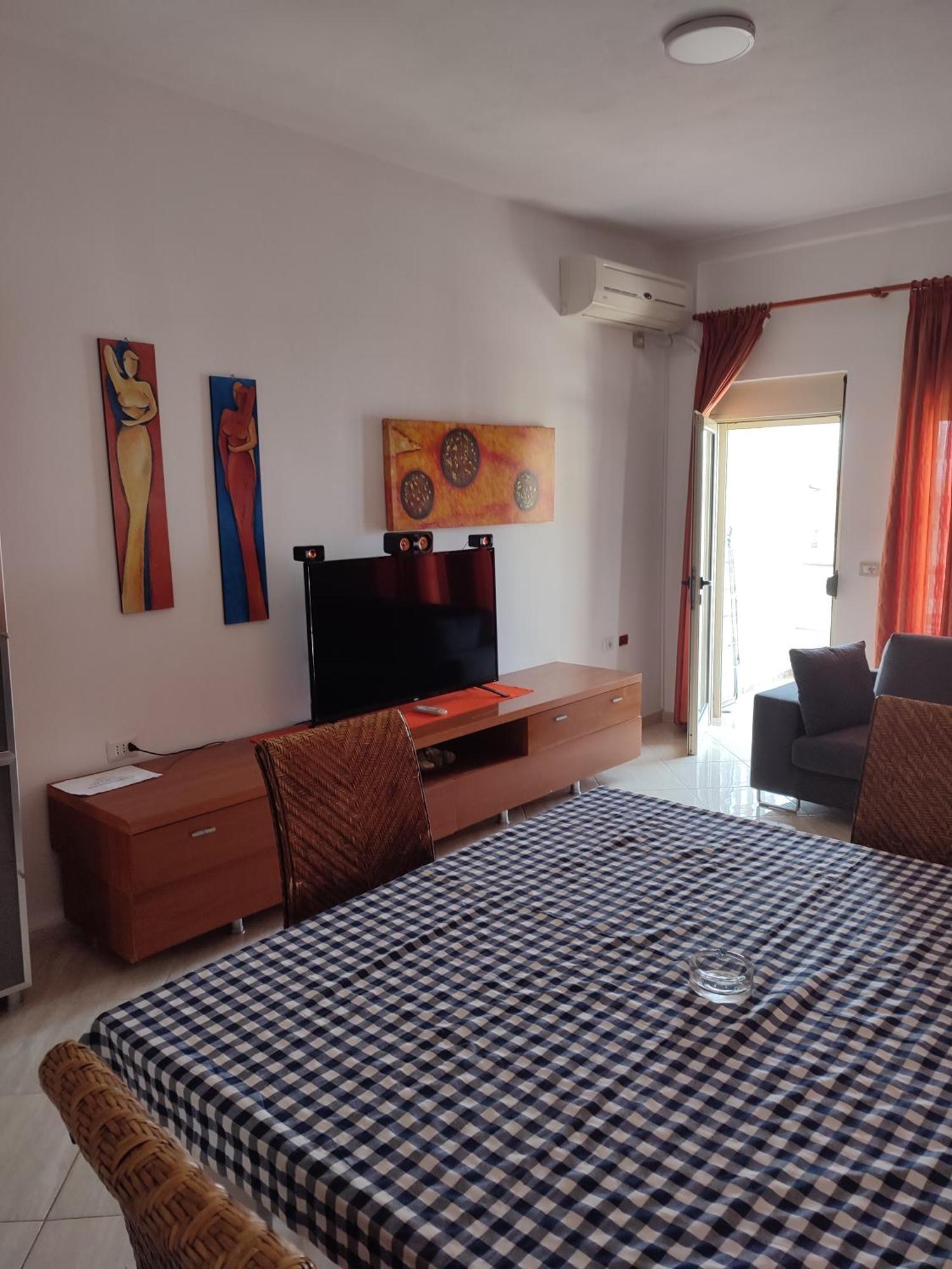 Summer Gate Apartment Sarandë Eksteriør billede
