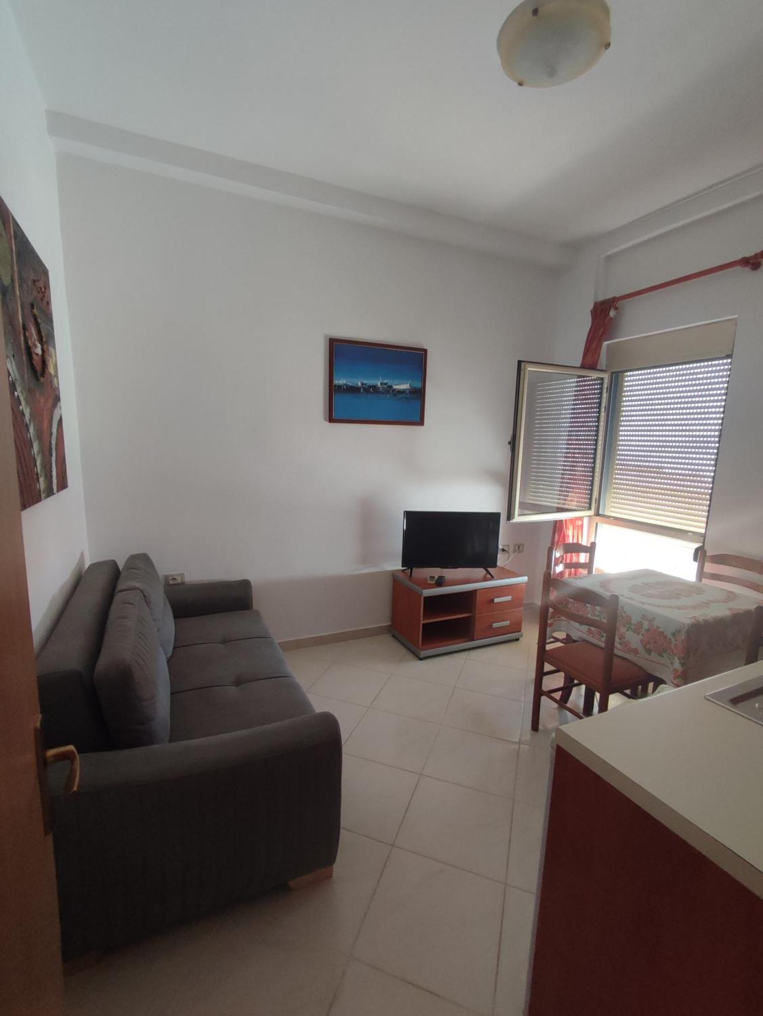 Summer Gate Apartment Sarandë Eksteriør billede