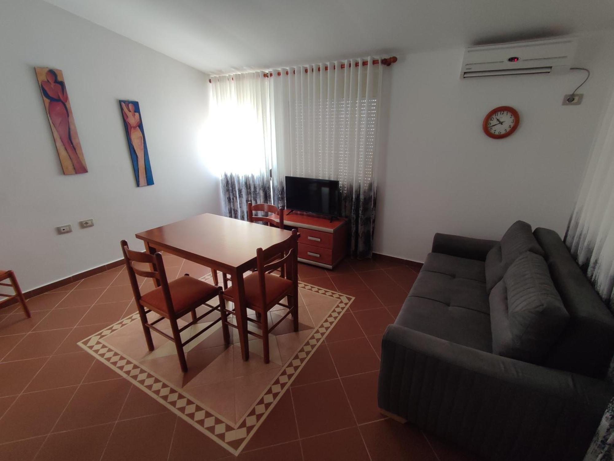 Summer Gate Apartment Sarandë Eksteriør billede