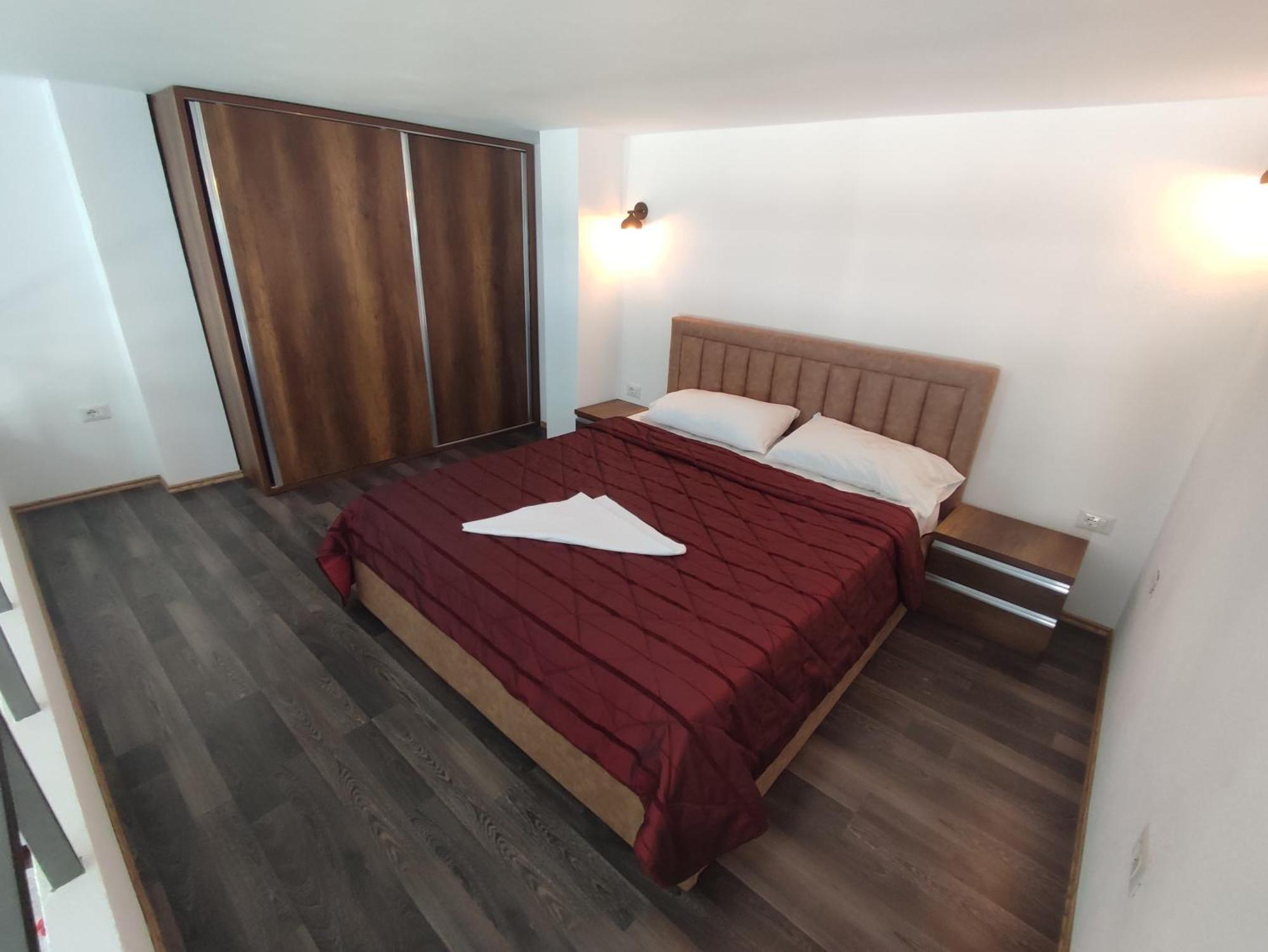 Summer Gate Apartment Sarandë Eksteriør billede
