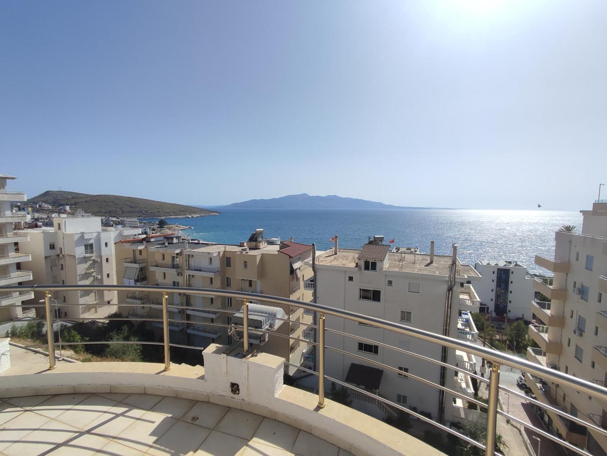 Summer Gate Apartment Sarandë Eksteriør billede